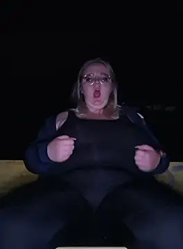 Fiona0705 online show from October 11, 2025, 6:31 pm