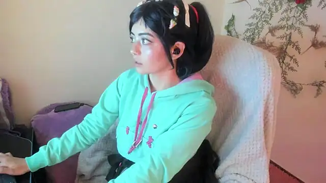 Sammysammy  online show from November 2, 2025, 2:49 am