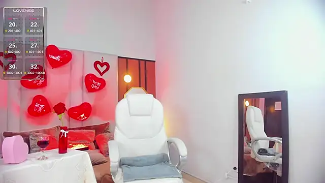 Snapshot of GraceElizabeth_ chatting on February 14, 2025, 9:32 pm GraceElizabeth online show from February 14, 2025, 9:32 pm