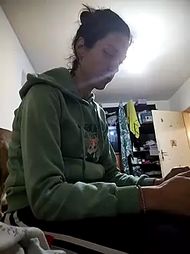 JoLeNe27 online show from October 18, 2025, 5:15 pm