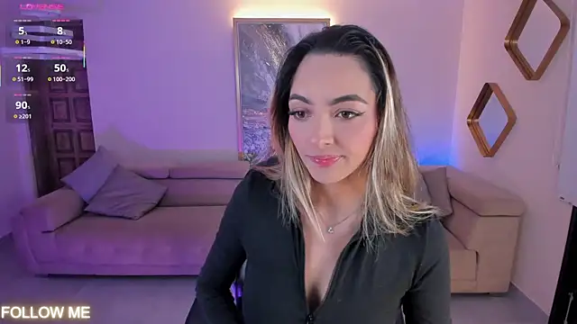 Snapshot of MelissaMoore_ chatting on October 1, 2025, 2:38 am MelissaMoore online show from October 1, 2025, 2:38 am