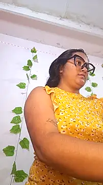 Snapshot of shayna_all chatting on November 12, 2025, 6:12 pm shayna all online show from November 12, 2025, 6:12 pm