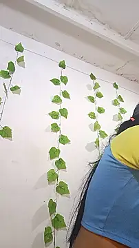 Snapshot of shayna_all chatting on November 7, 2025, 7:18 pm shayna all online show from November 7, 2025, 7:18 pm