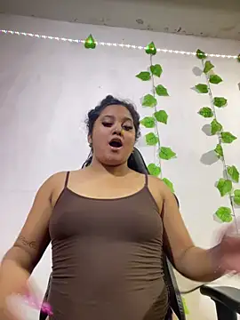 shayna all online show from April 26, 2026, 9:01 pm