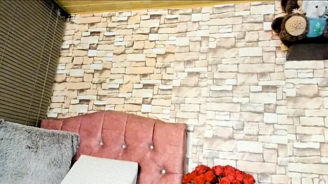 Carla expit online show from December 23, 2025, 12:00 am