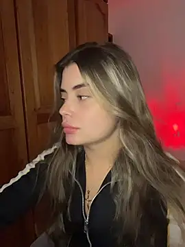 Miss valeriaa online show from April 11, 2026, 11:08 pm