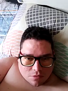 maikky 28 online show from November 19, 2025, 9:48 pm