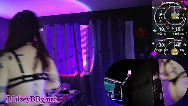 BlaizeyBBy online show from December 20, 2024, 9:54 am