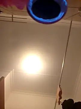 Galcraze online show from January 8, 2026, 8:37 pm