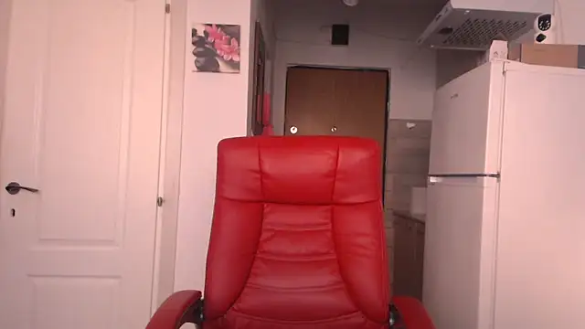 Snapshot of simyhvn chatting on March 25, 2026, 5:07 am simyhvn online show from March 25, 2026, 5:07 am