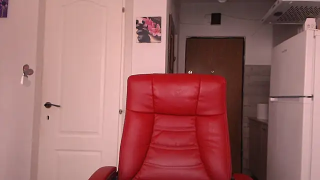 Snapshot of simyhvn chatting on April 2, 2026, 5:25 am simyhvn online show from April 2, 2026, 5:25 am