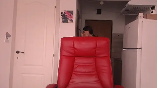 Snapshot of simyhvn chatting on March 29, 2026, 1:02 pm simyhvn online show from March 29, 2026, 1:02 pm