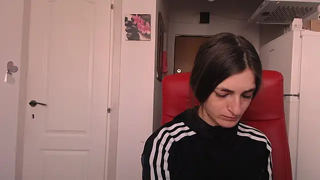 Snapshot of simyhvn chatting on March 26, 2026, 6:55 am simyhvn online show from March 26, 2026, 6:55 am