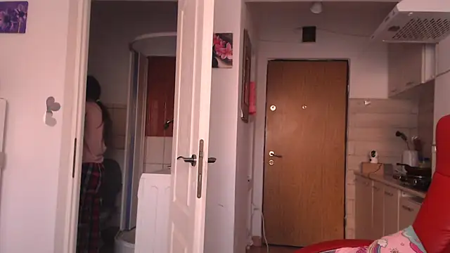 Snapshot of simyhvn chatting on March 4, 2026, 5:37 am simyhvn online show from March 4, 2026, 5:37 am