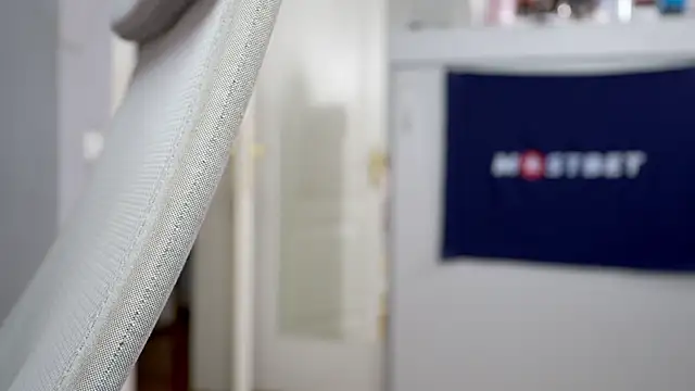 foxeslovefoxes online show from January 7, 2025, 12:09 pm