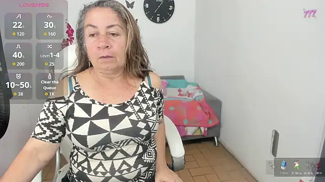 Snapshot of stepmother_105 chatting on May 26, 2026, 6:06 pm stepmother 105 online show from May 26, 2026, 6:06 pm
