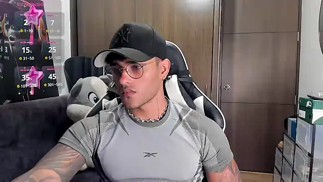 Alessandro Vanni online show from October 28, 2025, 2:12 am