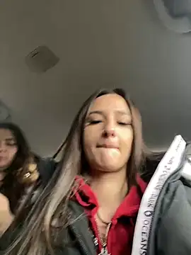 joanaelaa online show from March 1, 2025, 2:02 pm