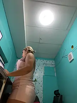 Snapshot of maymercy chatting on February 1, 2026, 2:48 pm maymercy online show from February 1, 2026, 2:48 pm