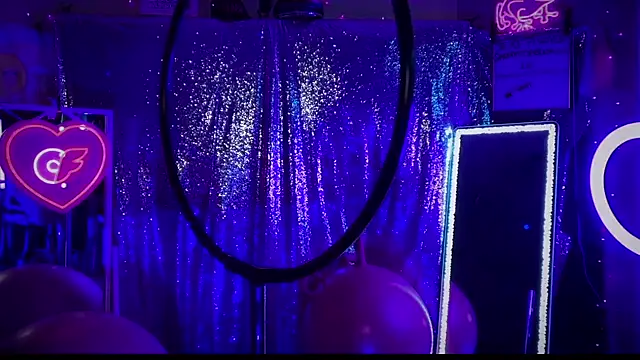 Snapshot of bimbotwerkqueen chatting on February 10, 2025, 5:03 am bimbotwerkqueen online show from February 10, 2025, 5:03 am