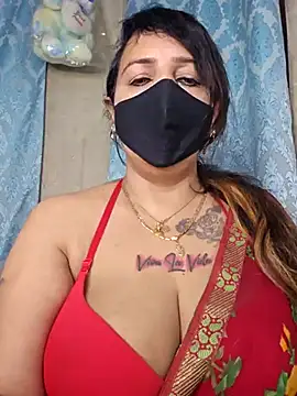 cute-tanvi online show from November 21, 2025, 1:15 am