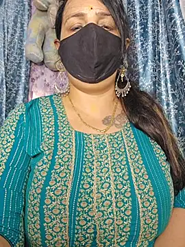Snapshot of cute-tanvi chatting on May 5, 2026, 12:41 pm cute-tanvi online show from May 5, 2026, 12:41 pm