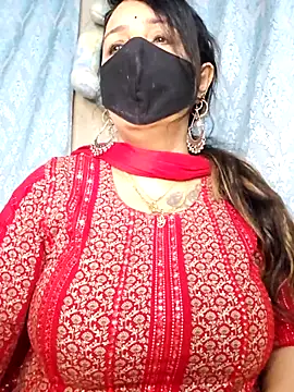 cute-tanvi online show from February 23, 2026, 12:01 am