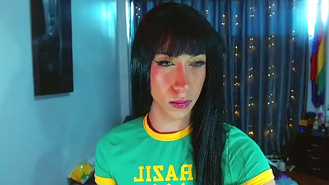 Kenisha Sweet online show from April 12, 2026, 4:10 pm