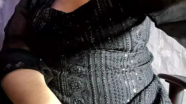 desixrani online show from December 1, 2024, 6:35 pm