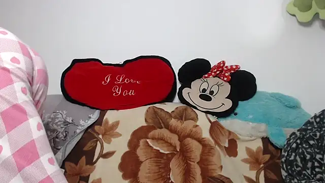 Snapshot of Naughtyredd chatting on October 29, 2025, 5:39 am Naughtyredd online show from October 29, 2025, 5:39 am