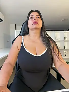 natural bigboobs online show from May 26, 2026, 7:34 pm