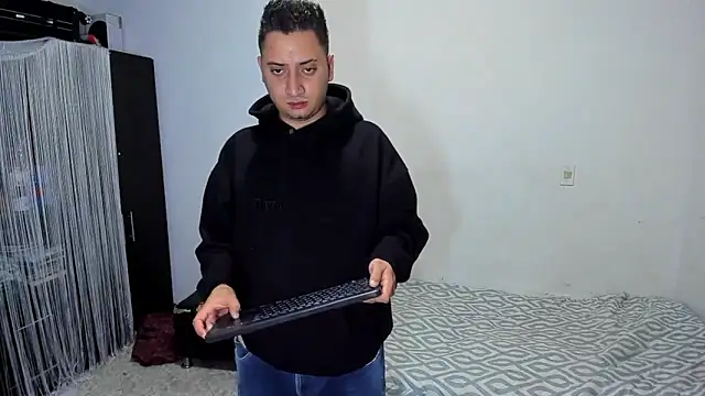 ares sexxx online show from May 9, 2026, 3:54 am