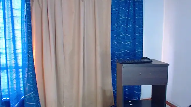 Snapshot of ares_sexxx chatting on March 11, 2025, 1:12 pm ares sexxx online show from March 11, 2025, 1:12 pm