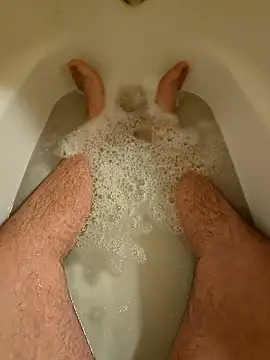 Snapshot of youngbuck91x chatting on January 10, 2026, 11:00 pm youngbuck91x online show from January 10, 2026, 11:00 pm