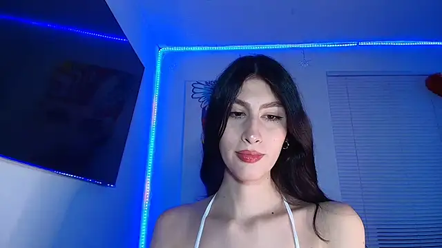 valeria gonzales  online show from October 14, 2025, 11:58 pm