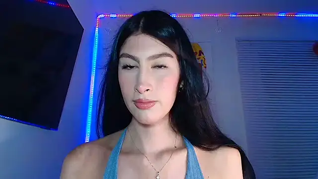 valeria gonzales  online show from April 16, 2026, 2:01 am