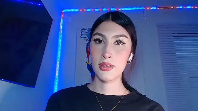 valeria gonzales  online show from March 12, 2026, 10:03 pm