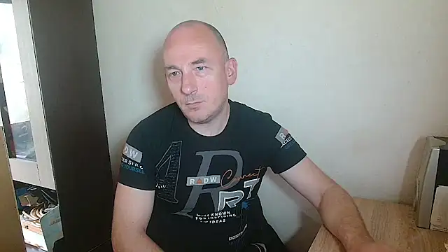 Johan   Barker online show from April 1, 2026, 11:33 am