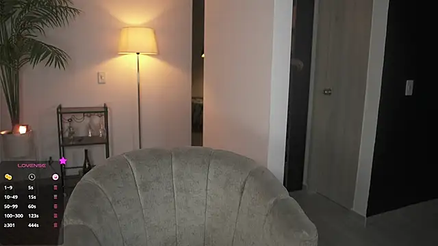 artechloe online show from March 18, 2026, 1:53 am