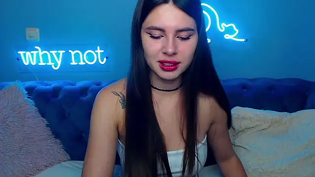 Snapshot of ViollinaLove chatting on October 3, 2025, 4:47 am ViollinaLove online show from October 3, 2025, 4:47 am