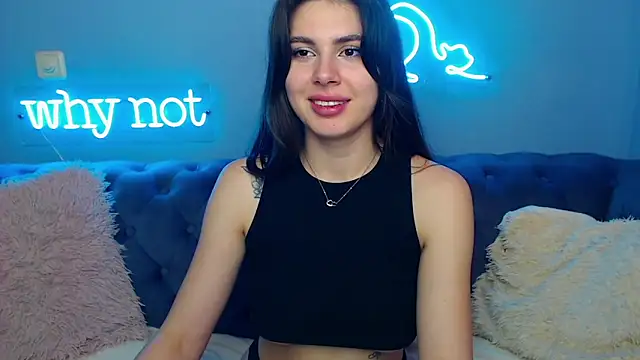 Snapshot of ViollinaLove chatting on March 21, 2025, 11:55 am ViollinaLove online show from March 21, 2025, 11:55 am