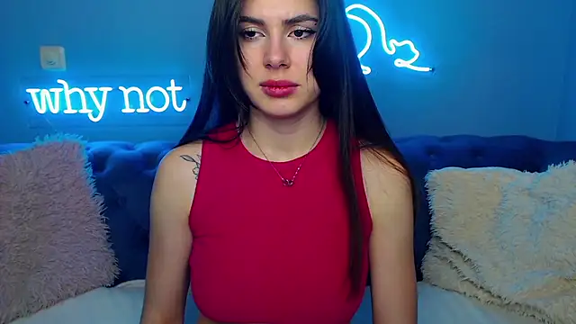 Snapshot of ViollinaLove chatting on February 17, 2025, 11:44 am ViollinaLove online show from February 17, 2025, 11:44 am