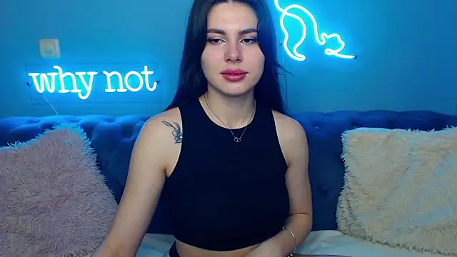 Snapshot of ViollinaLove chatting on March 21, 2025, 5:43 am ViollinaLove online show from March 21, 2025, 5:43 am