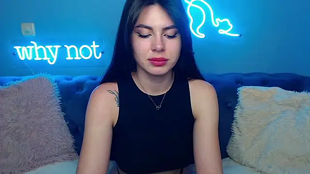 Snapshot of ViollinaLove chatting on March 17, 2025, 10:06 am ViollinaLove online show from March 17, 2025, 10:06 am