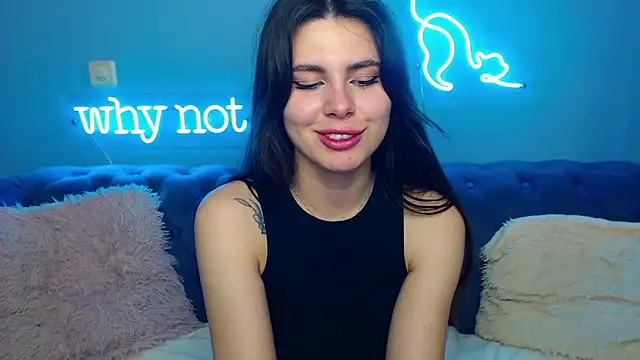 Snapshot of ViollinaLove chatting on March 21, 2025, 8:50 am ViollinaLove online show from March 21, 2025, 8:50 am