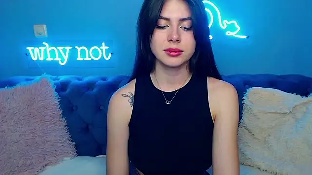 Snapshot of ViollinaLove chatting on February 24, 2025, 11:54 am ViollinaLove online show from February 24, 2025, 11:54 am