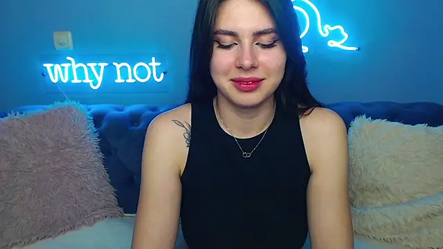 Snapshot of ViollinaLove chatting on March 14, 2025, 5:57 pm ViollinaLove online show from March 14, 2025, 5:57 pm
