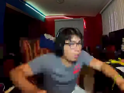 Nathanroberts111 online show from December 19, 2025, 11:40 pm