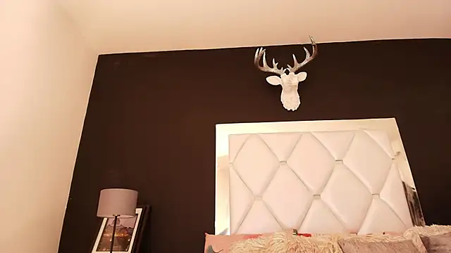 Snapshot of Sensual_Crazy chatting on October 31, 2025, 7:32 pm Sensual Crazy online show from October 31, 2025, 7:32 pm