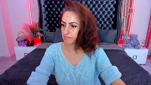 Rebecca Diamond online show from April 28, 2026, 5:45 am